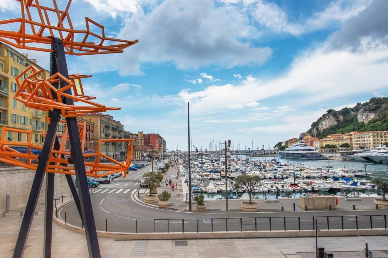 Welcome To Port - Ac, Garden, Port 2 Min Walk * Nice